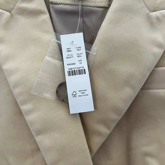 J.Crew cropped double-breasted blazer in luxe cotton velvet,size 10, beige - Picture 3 of 6